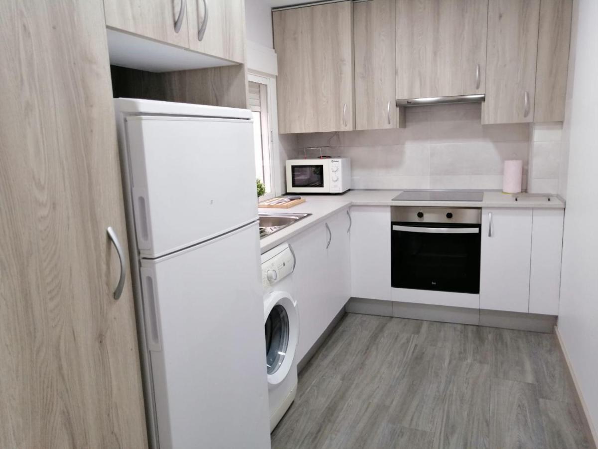 Dos Torres Frodo - Estacionamiento Privado Gratuito Apartment ซาราโกซา ภายนอก รูปภาพ