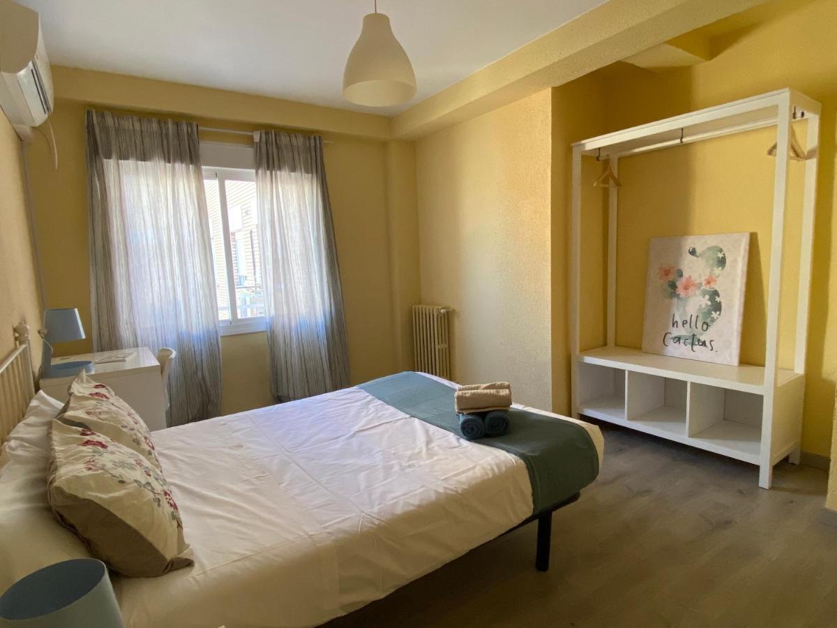 Dos Torres Frodo - Estacionamiento Privado Gratuito Apartment ซาราโกซา ภายนอก รูปภาพ